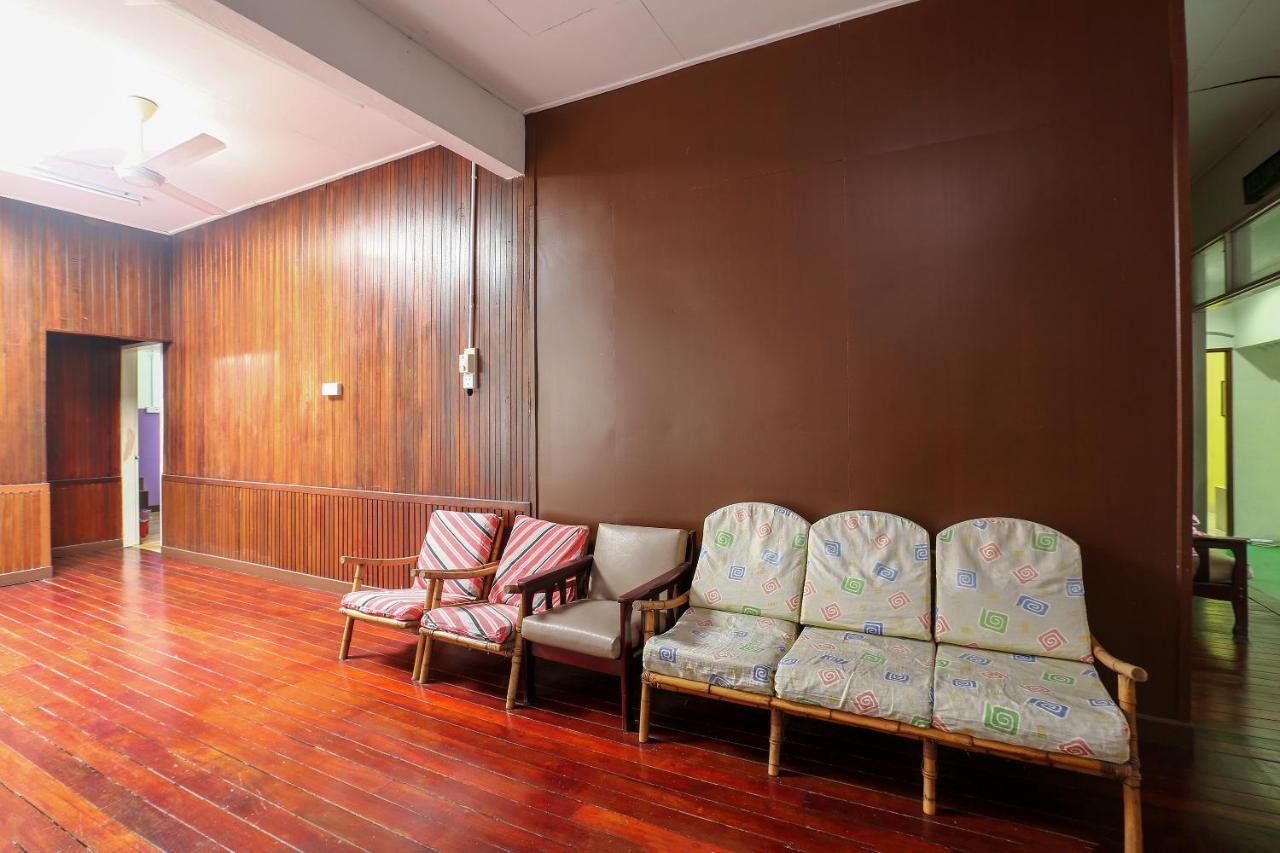 Rvh Hotel Kota Bharu Bagian luar foto