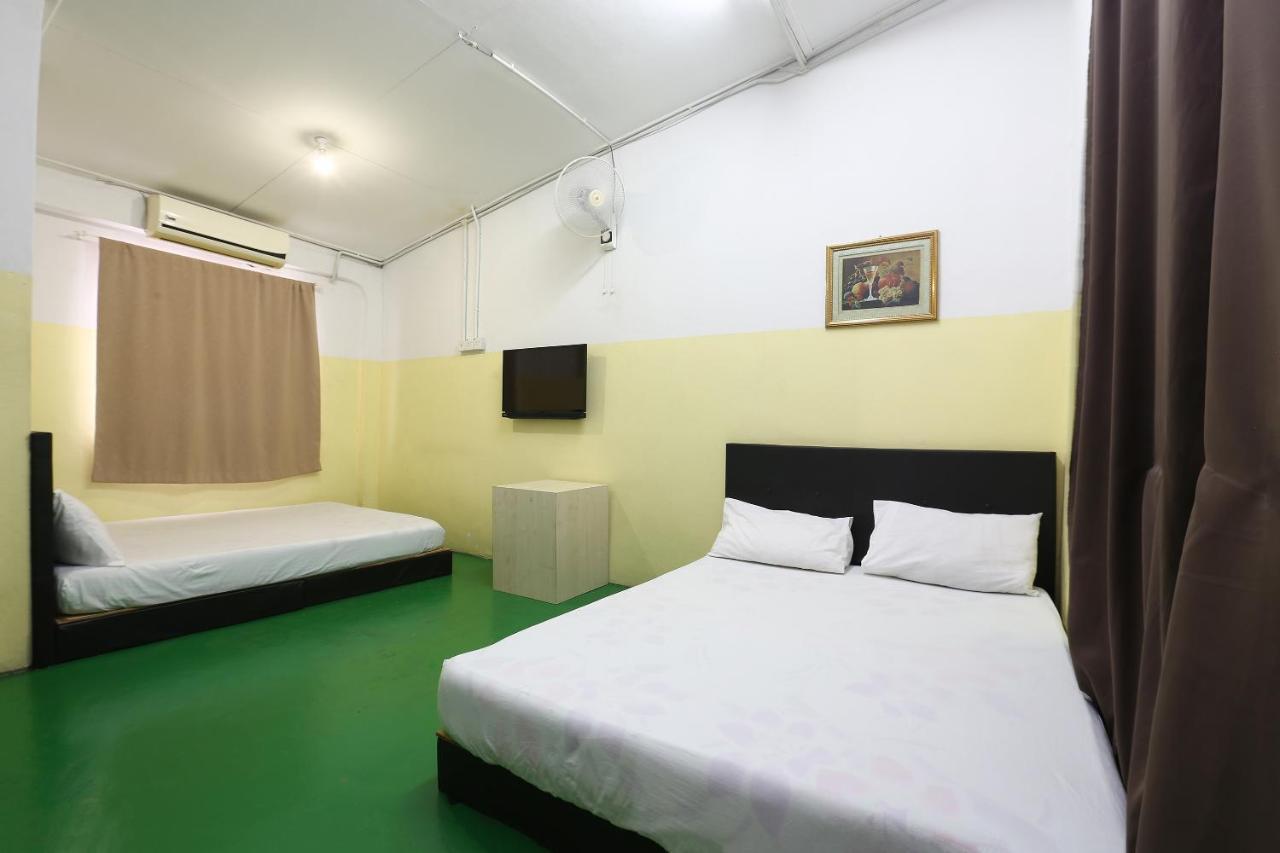 Rvh Hotel Kota Bharu Bagian luar foto