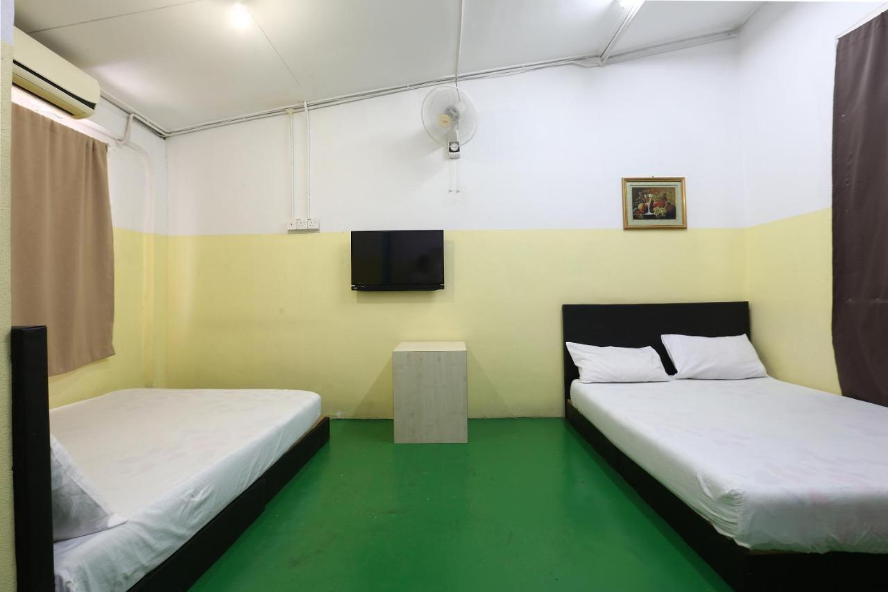 Rvh Hotel Kota Bharu Bagian luar foto