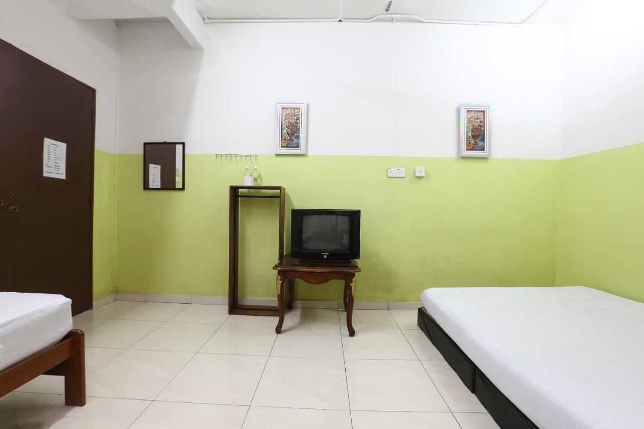 Rvh Hotel Kota Bharu Bagian luar foto